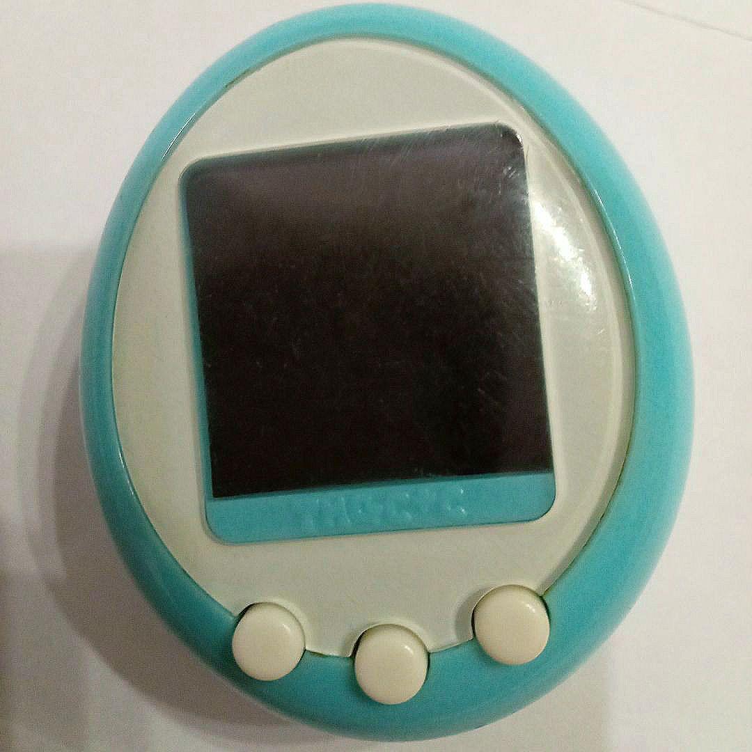 たまごっちプラスカラー　水色