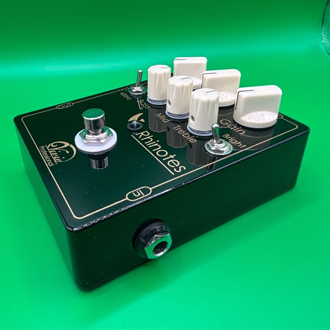 Vivie Rhinotes スイッチハット＆台座付き