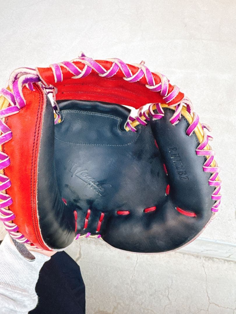 Wilson キャッチャーミット 赤/黒