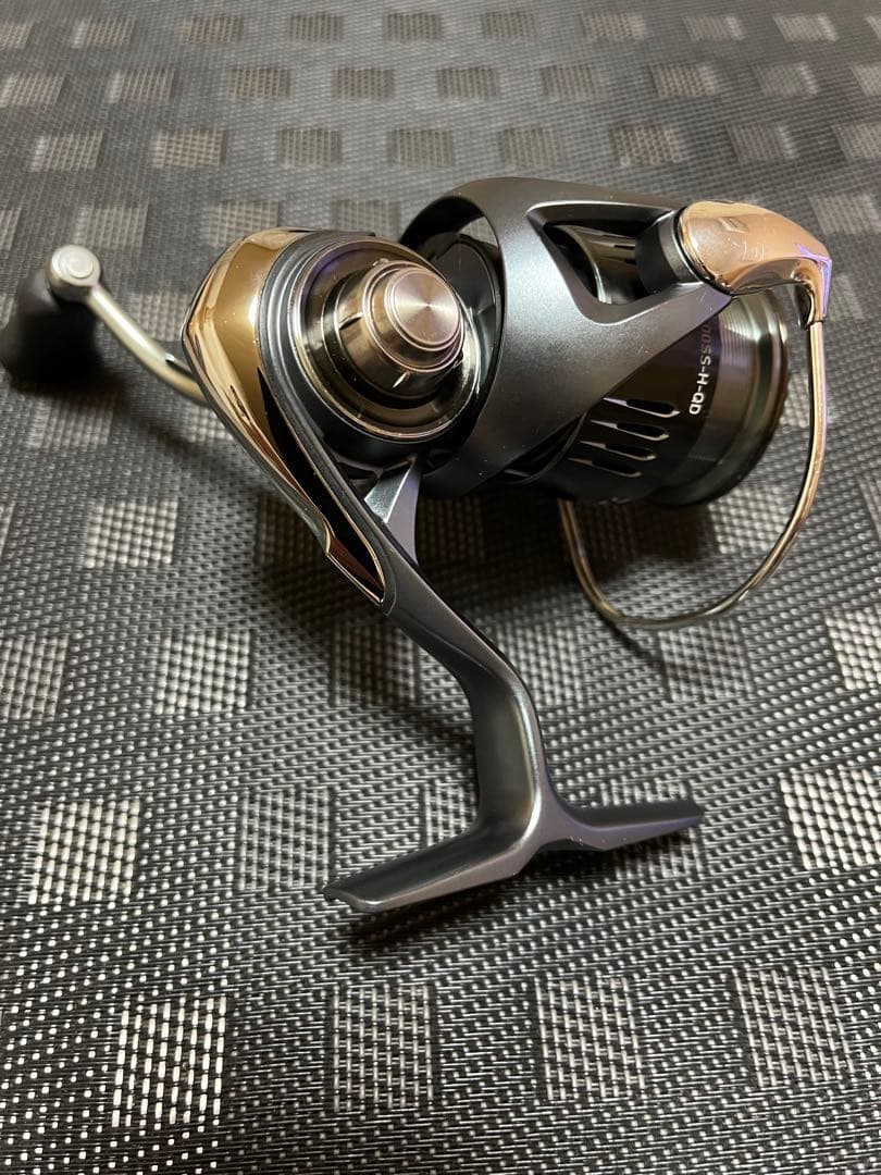 ダイワ　23エアリティST SF2500SS-H-QD