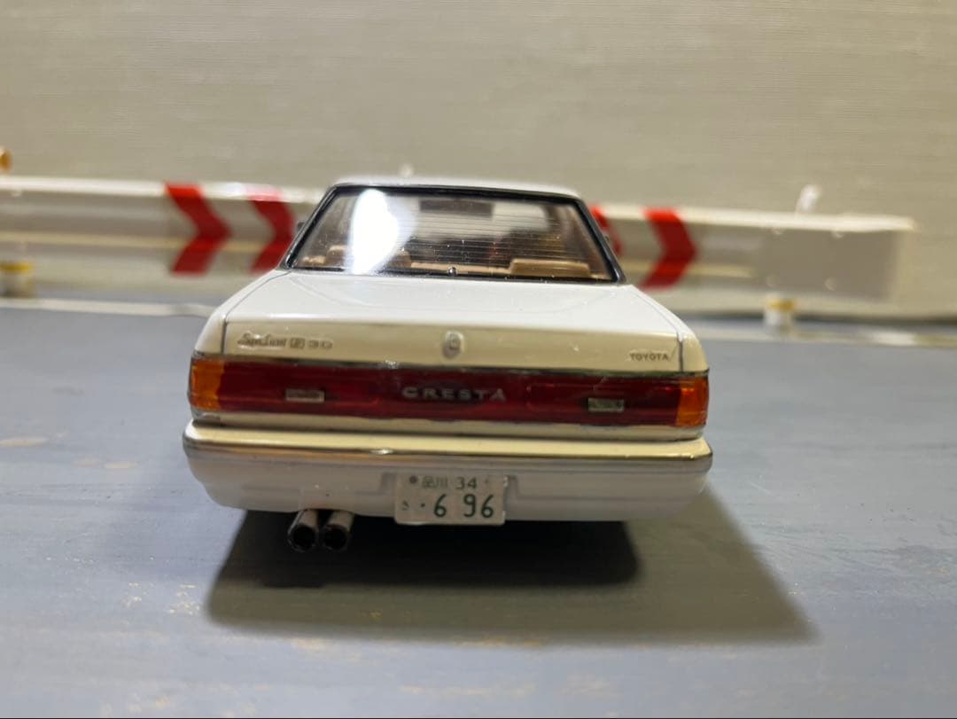 クレスタ　プラモデル　完成品