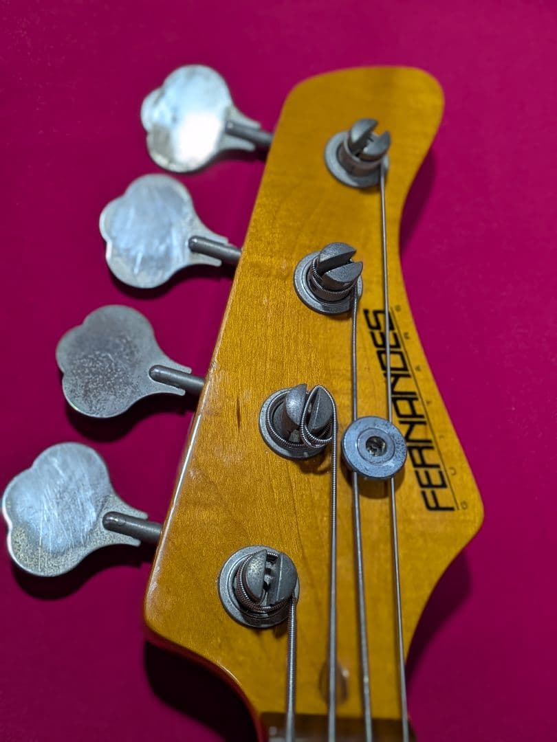 早い者勝ちFernandes JBベース サンバースト不具合なし音出ます。弦新品