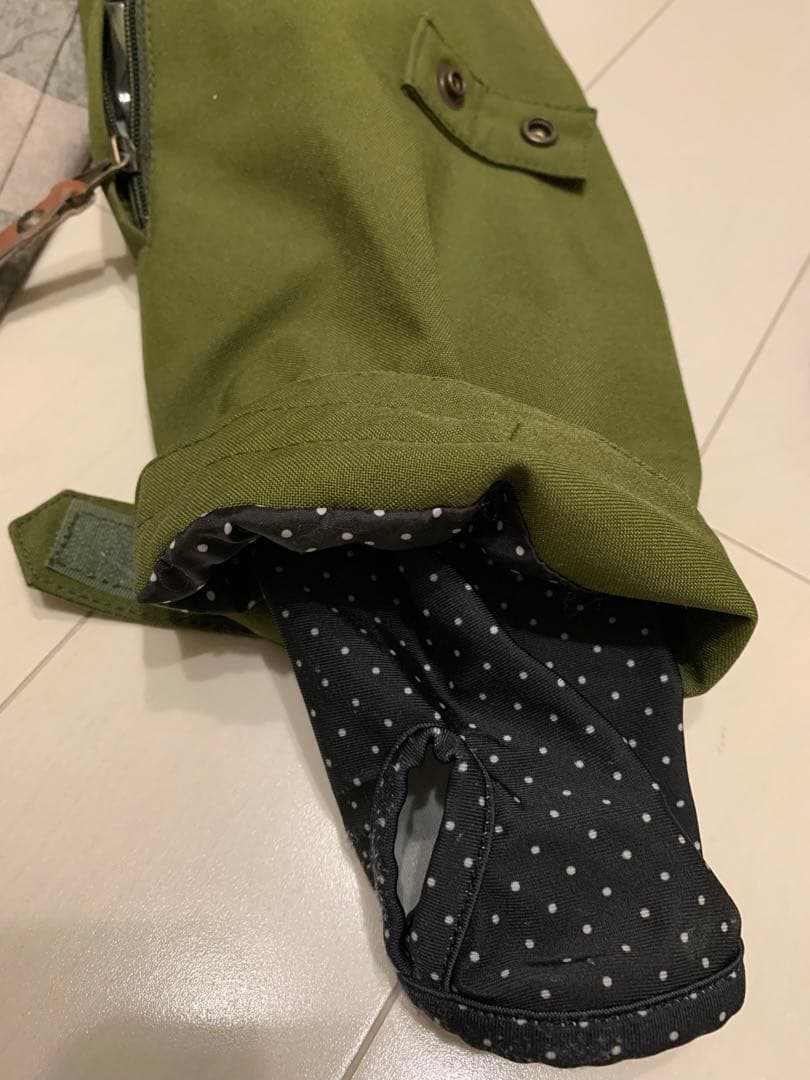 スノーボードウェア グレー/オリーブ ストライプ　S size 男女