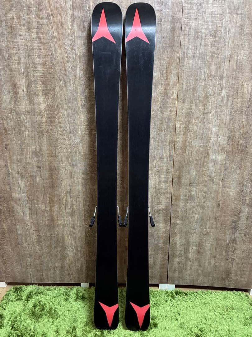 ロ*ン様 ATOMIC PUNX スキー板 140cm