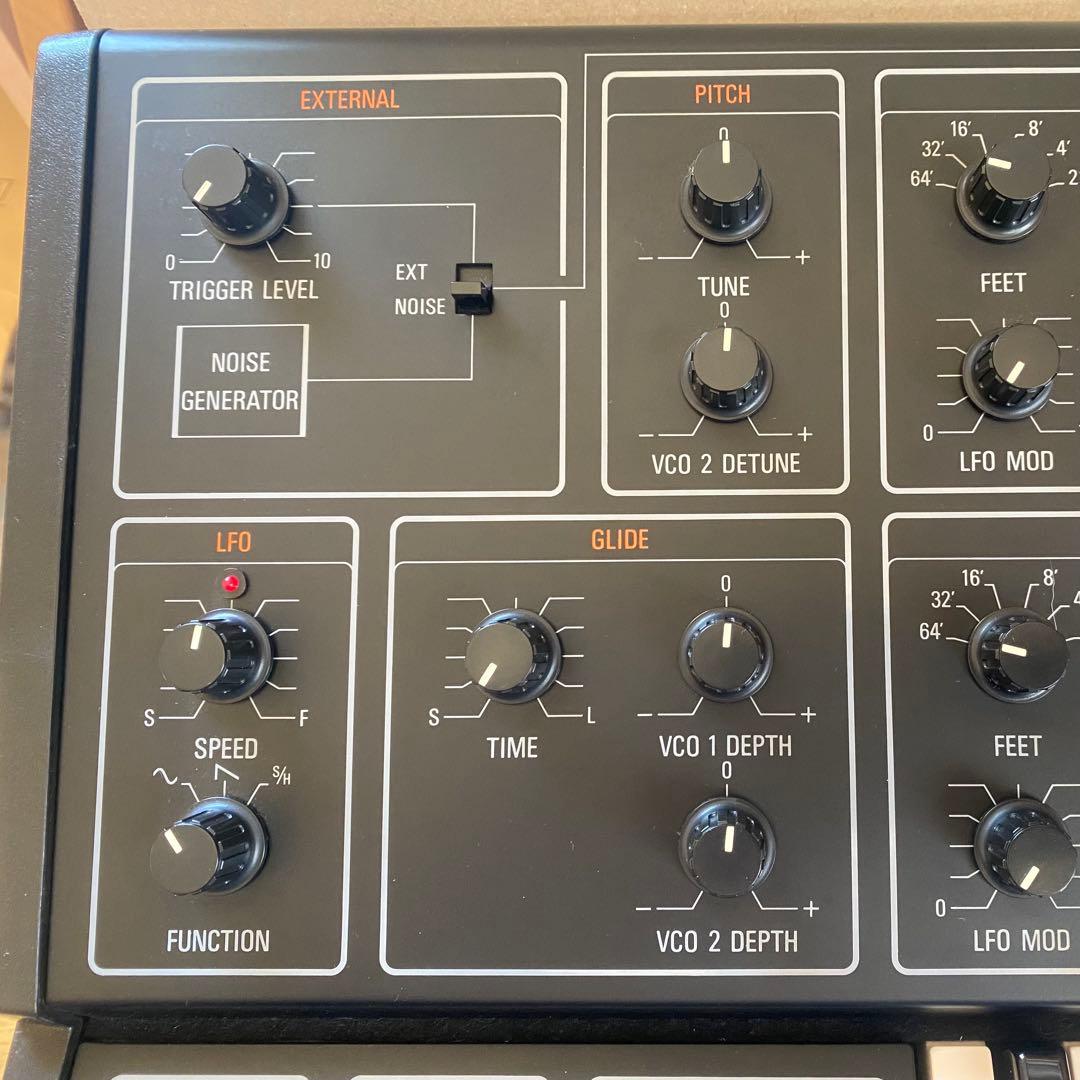 YAMAHA CS-15 シンセサイザー