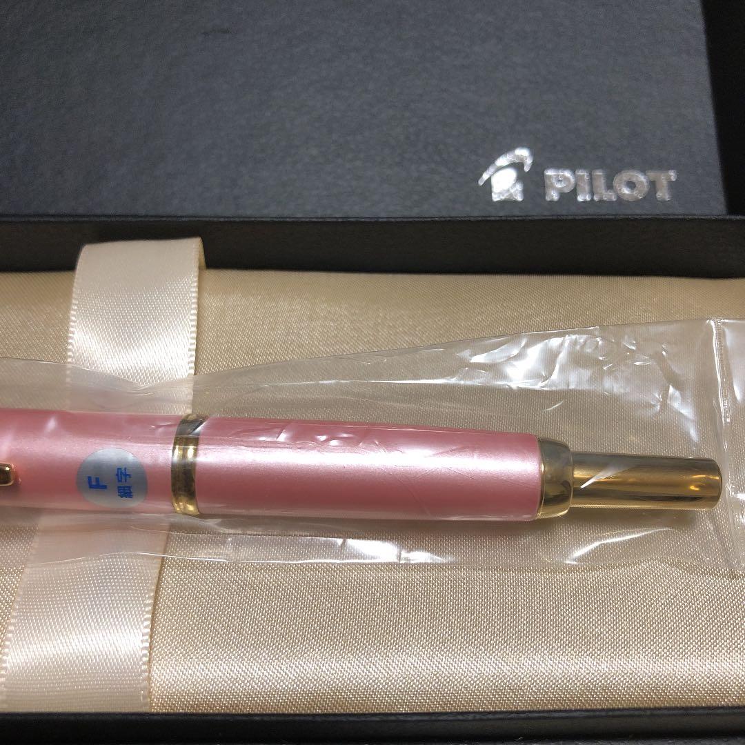 キャップレス デシモ サクラ 万年筆 限定 パイロット 細字 sakuraさくら