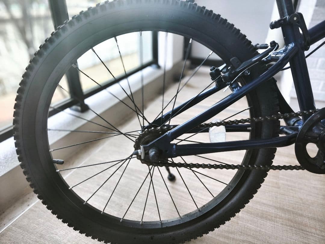 身長:118-140cm 超軽量9kgヨツバサイクル22 　手渡し