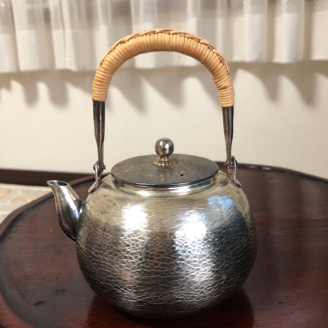 茶道具　銀瓶　銀仕上げ　丸型　750cc 専用紙箱入り　アンティーク