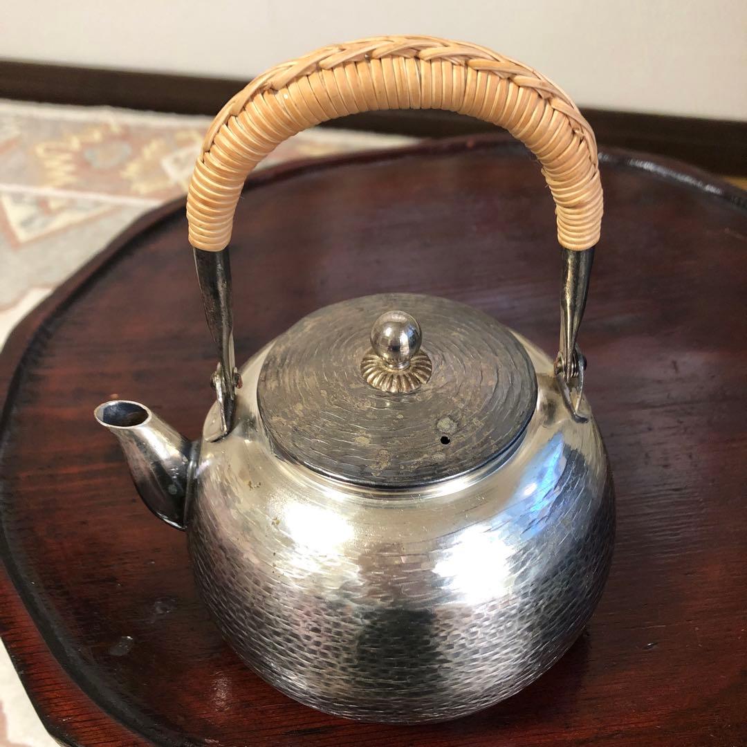 茶道具　銀瓶　銀仕上げ　丸型　750cc 専用紙箱入り　アンティーク