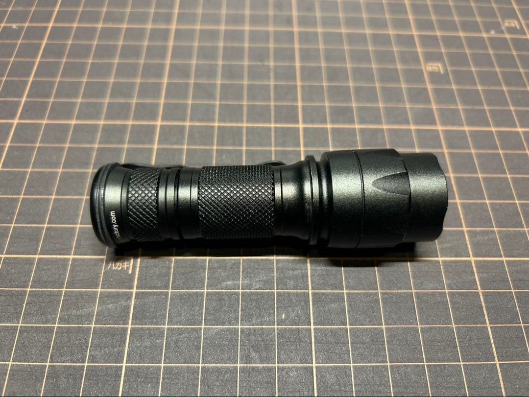 ライト・ランタン Lumens Factory E1