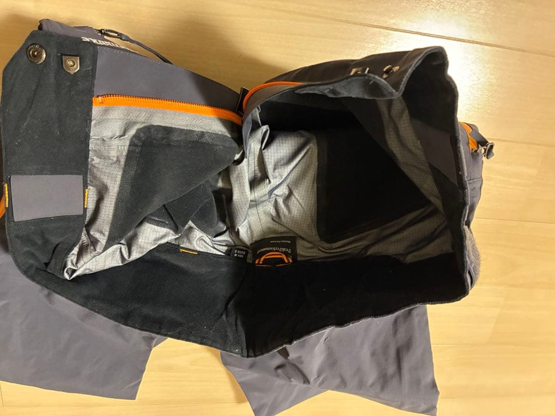 ピークパフォーマンス　レディースパンツ【スキー•スノーボード】