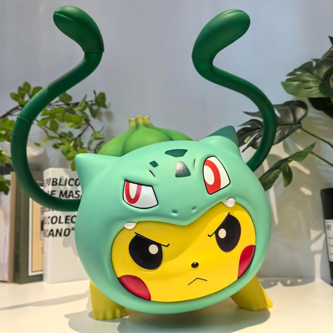 ピカチュウフィギュア約30cm