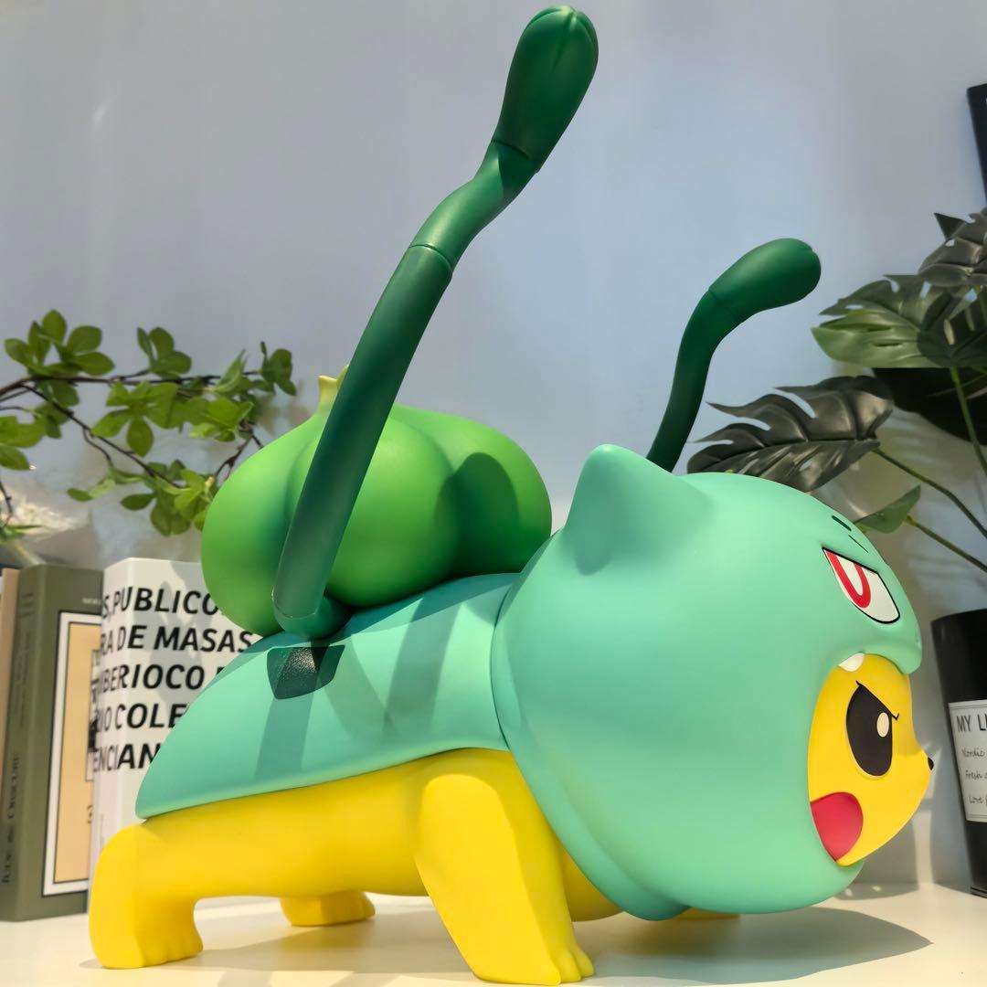 ピカチュウフィギュア約30cm