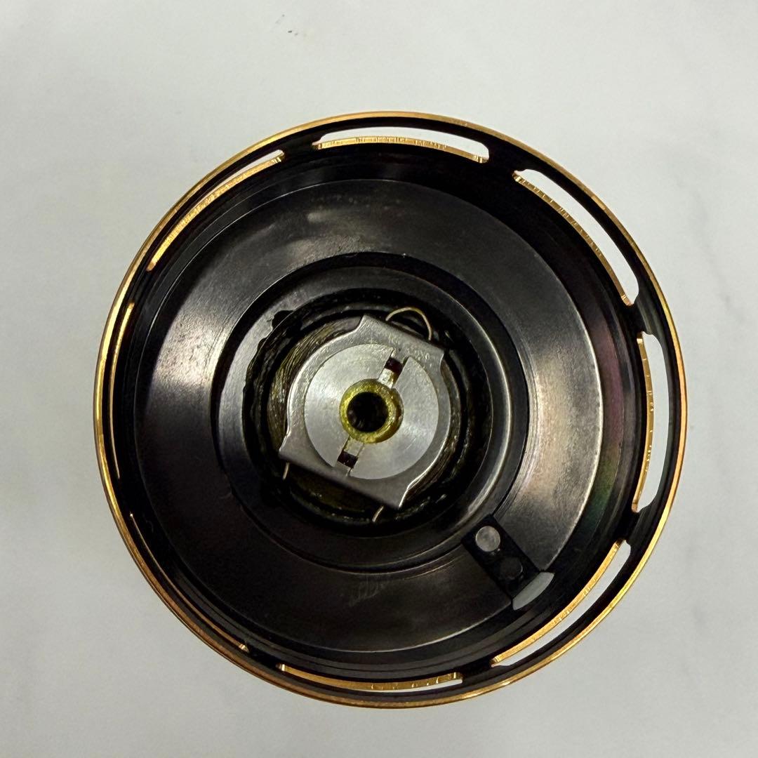 ダイワ　PLAISO 2500H-LBD リール　釣竿　釣具　釣り　中級者向け