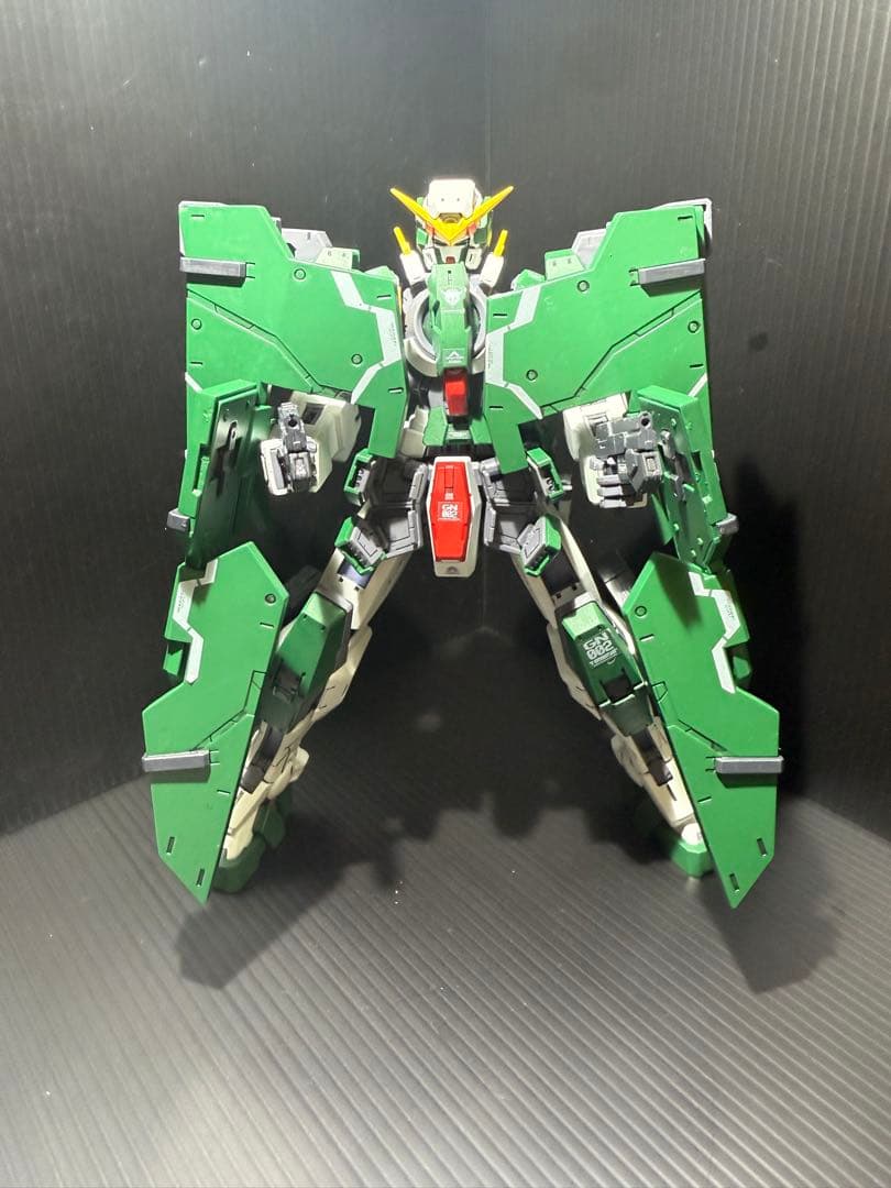 MG ガンダムデュナメス　塗装完成品