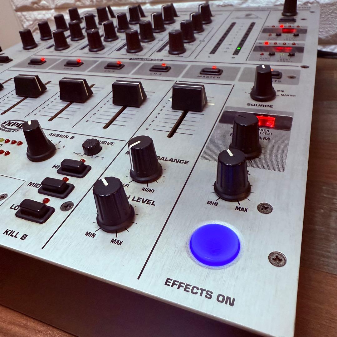 BEHRINGER DJX700 べリンガー 5チャンネルDJミキサー