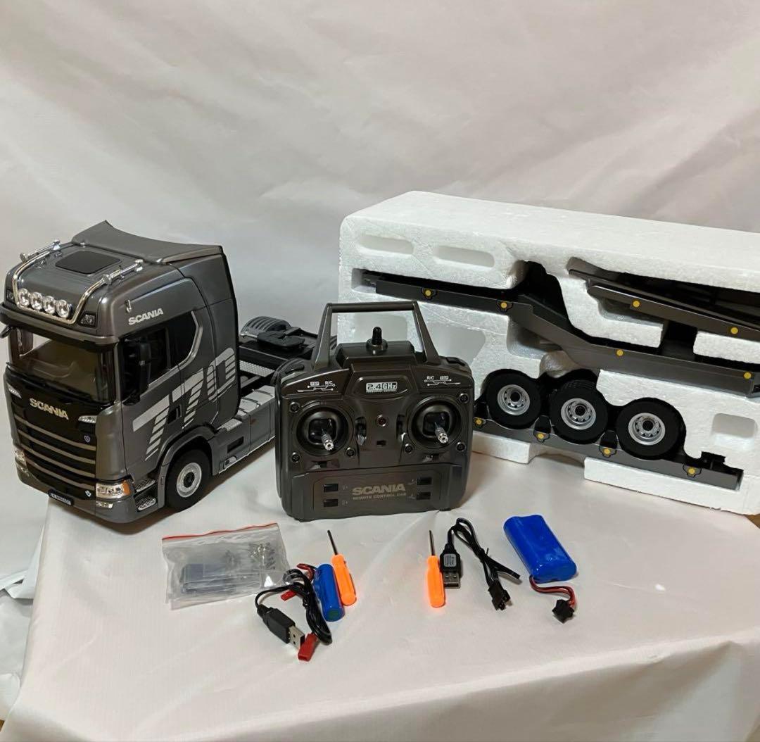 スカニア 770S V8 ヘッド本体＋トレーラーセット 1/18 グレー