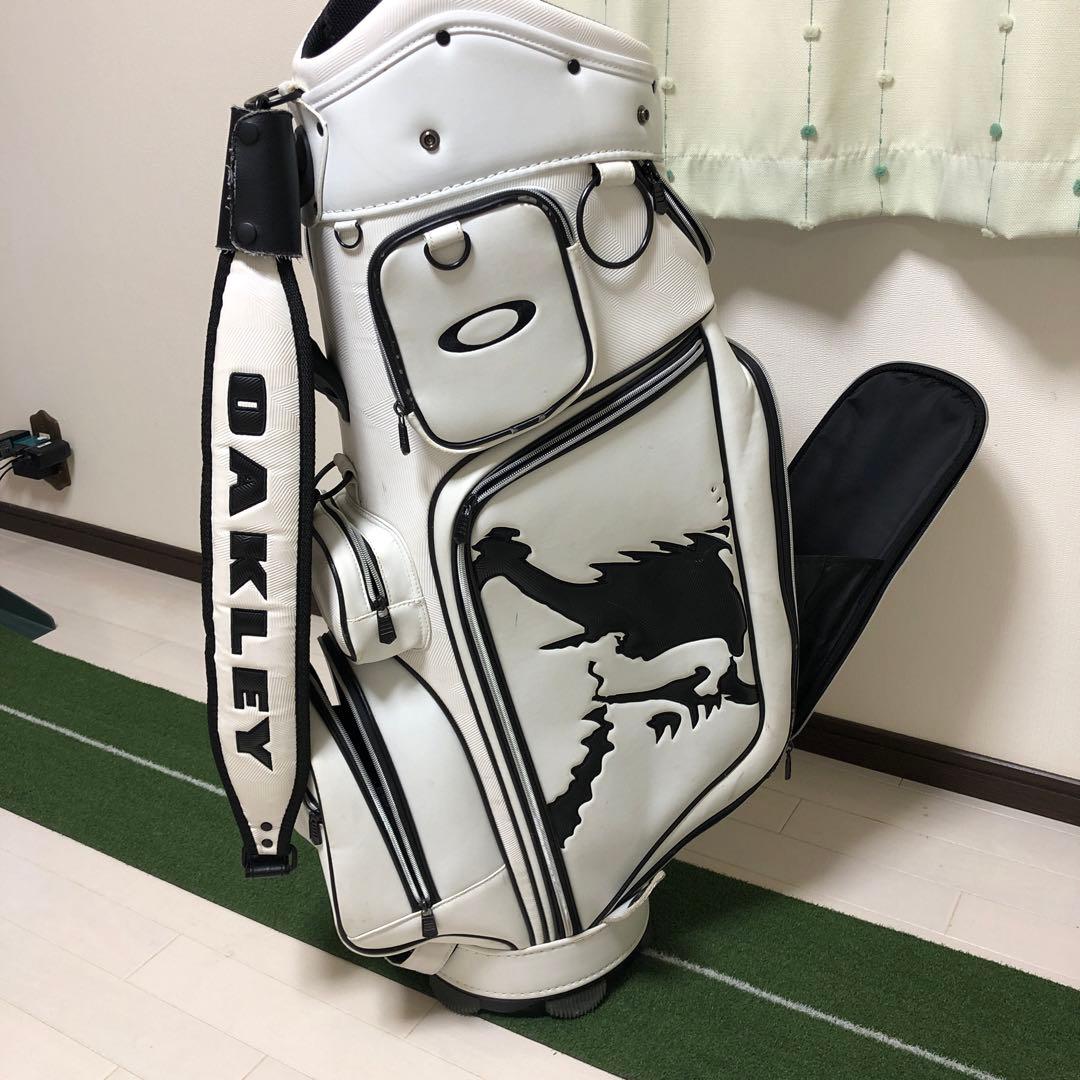【OAKLEY】オークリースカル柄キャディバック カートタイプ