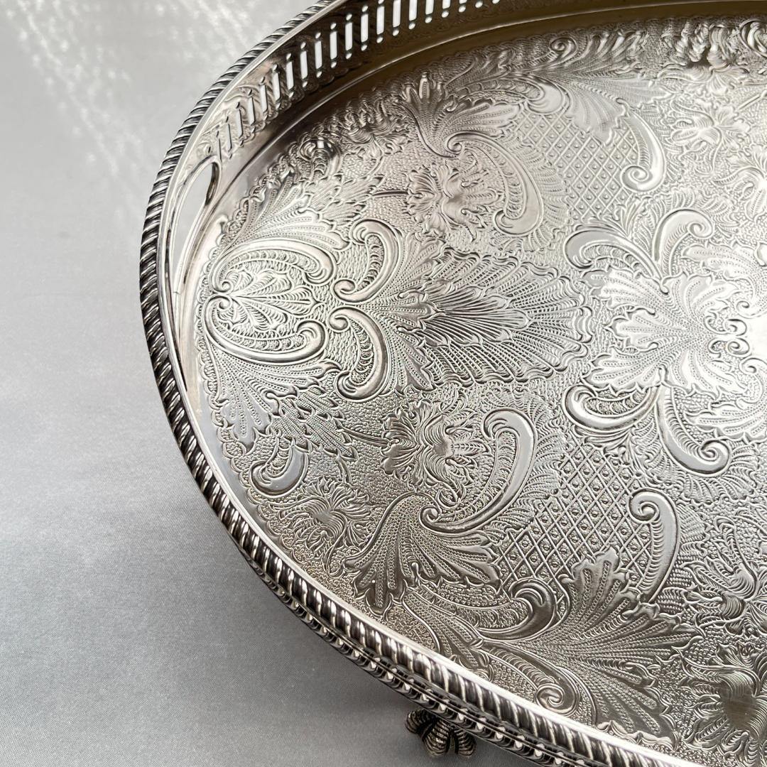 【英国】 ギャラリートレー オーバル型 41cm 装飾フット