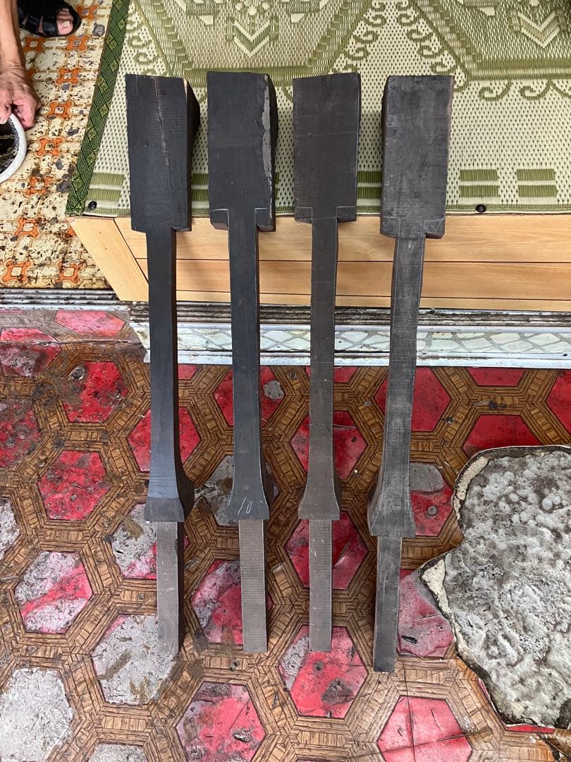 沖縄三線貴重八重山黒木与那城型本皮一枚張りスンチ塗り期間限定出品