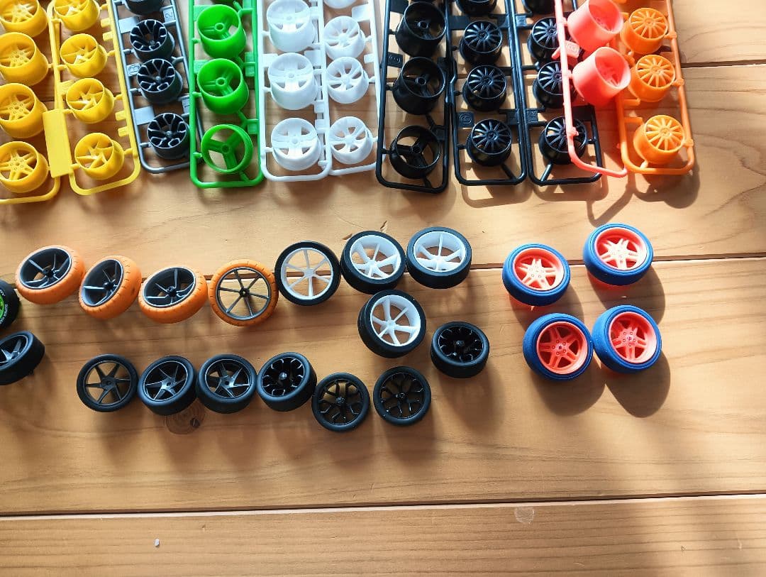 ミニ四駆　ボディ　パーツ　セット ジャンク　未使用多数　タミヤ　ホイール　タイヤ