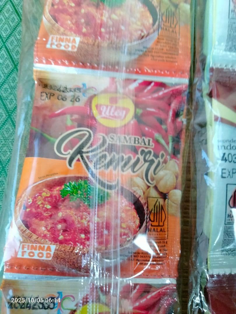 7種類のULEG・サンベルの風味 & サンベル Bamboe Terasi