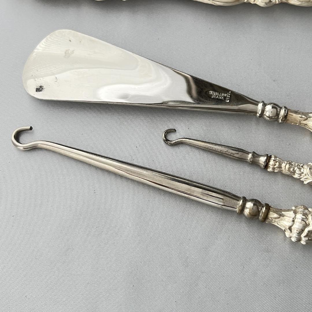 【英国】【純銀ハンドル】 靴べら / ボタンフック 1910年 専用ケース