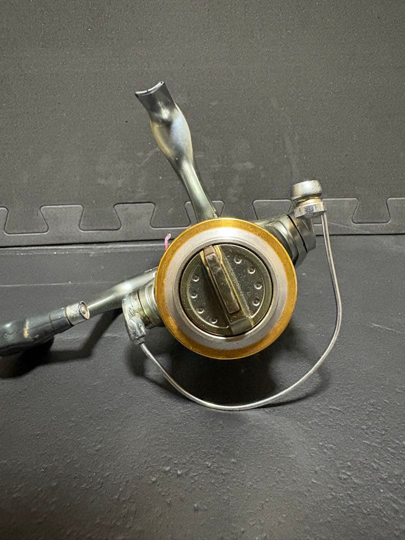 FELTIA 4000 スピニングリール