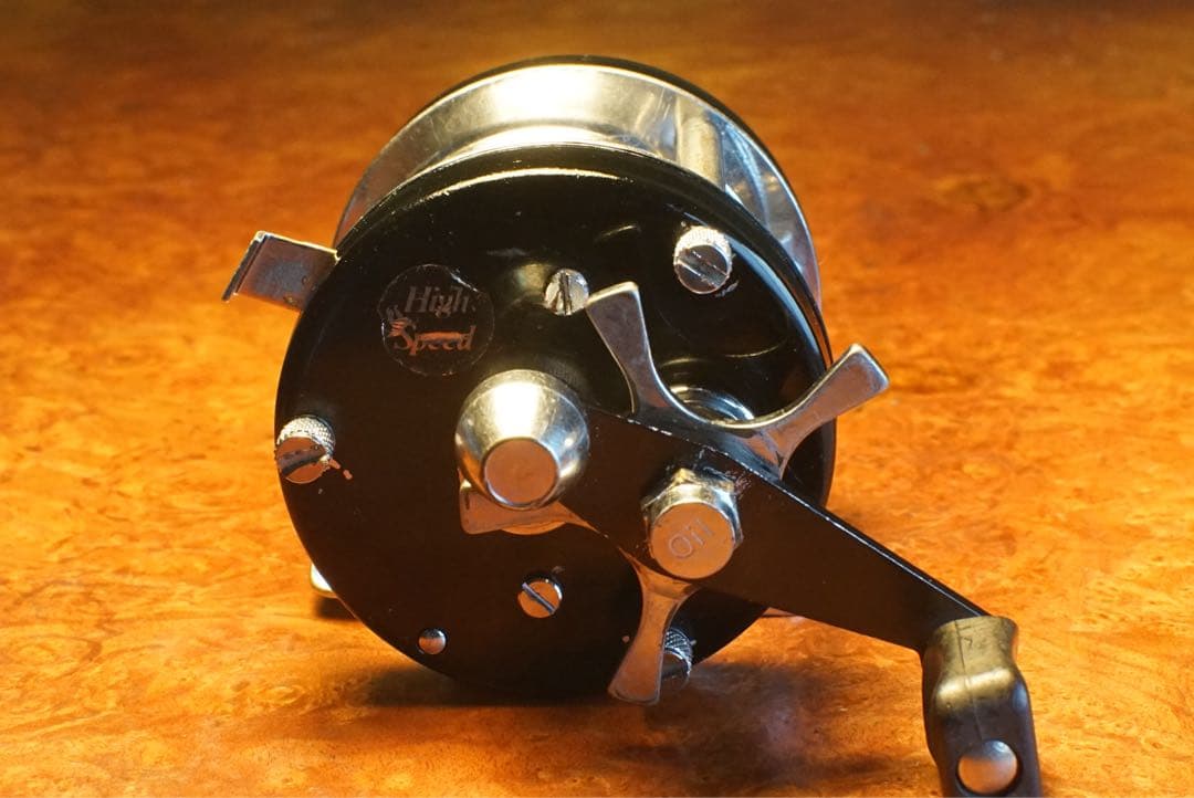 ABU アンバサダー 5500C メンテ済 フレーム修正済