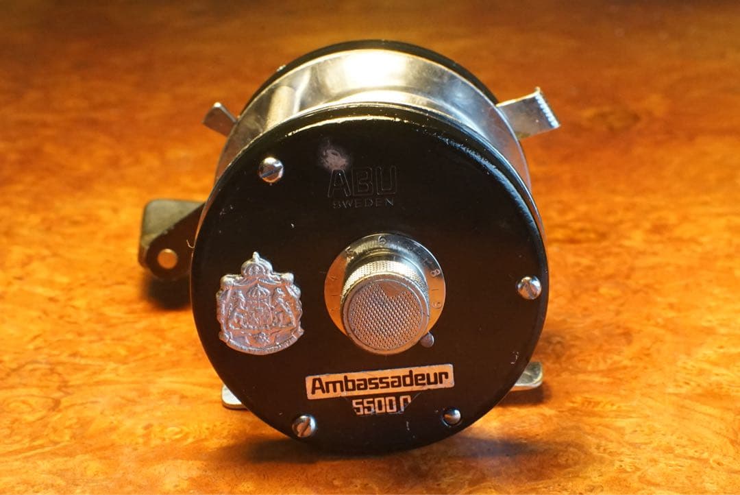 ABU アンバサダー 5500C メンテ済 フレーム修正済