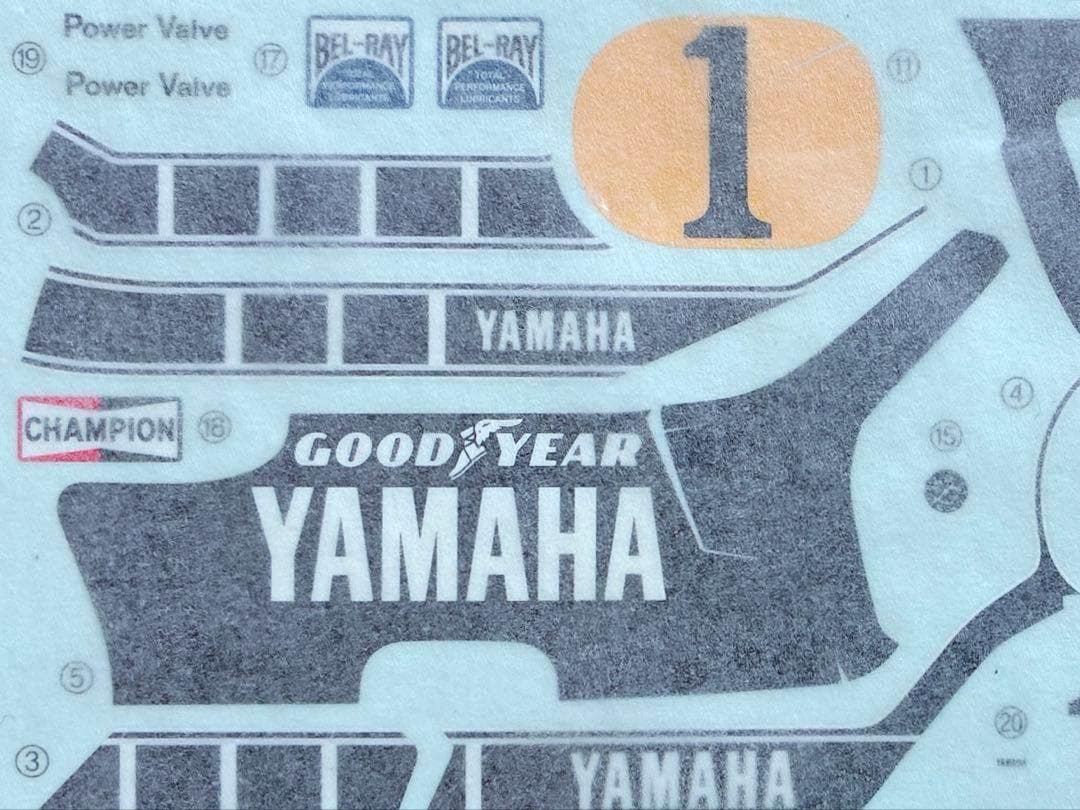 限定品 タミヤ 1/12 ヤマハYZR500 w/カルトグラフデカール