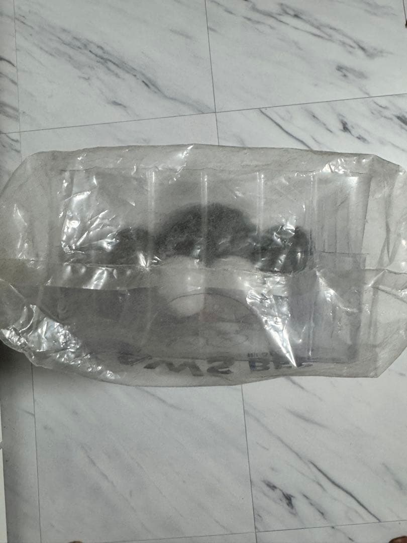 KAWS BFF MoMA BLACK EDITION 新品未開封