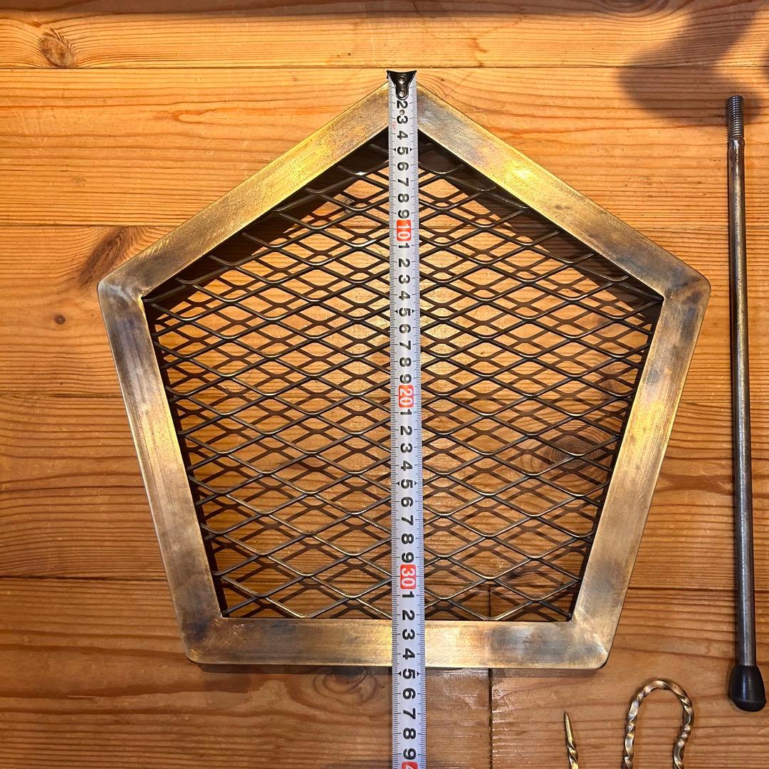 ペンタゴンテーブル　サイドテーブル　什器　アガベ棚　アイアンテーブル