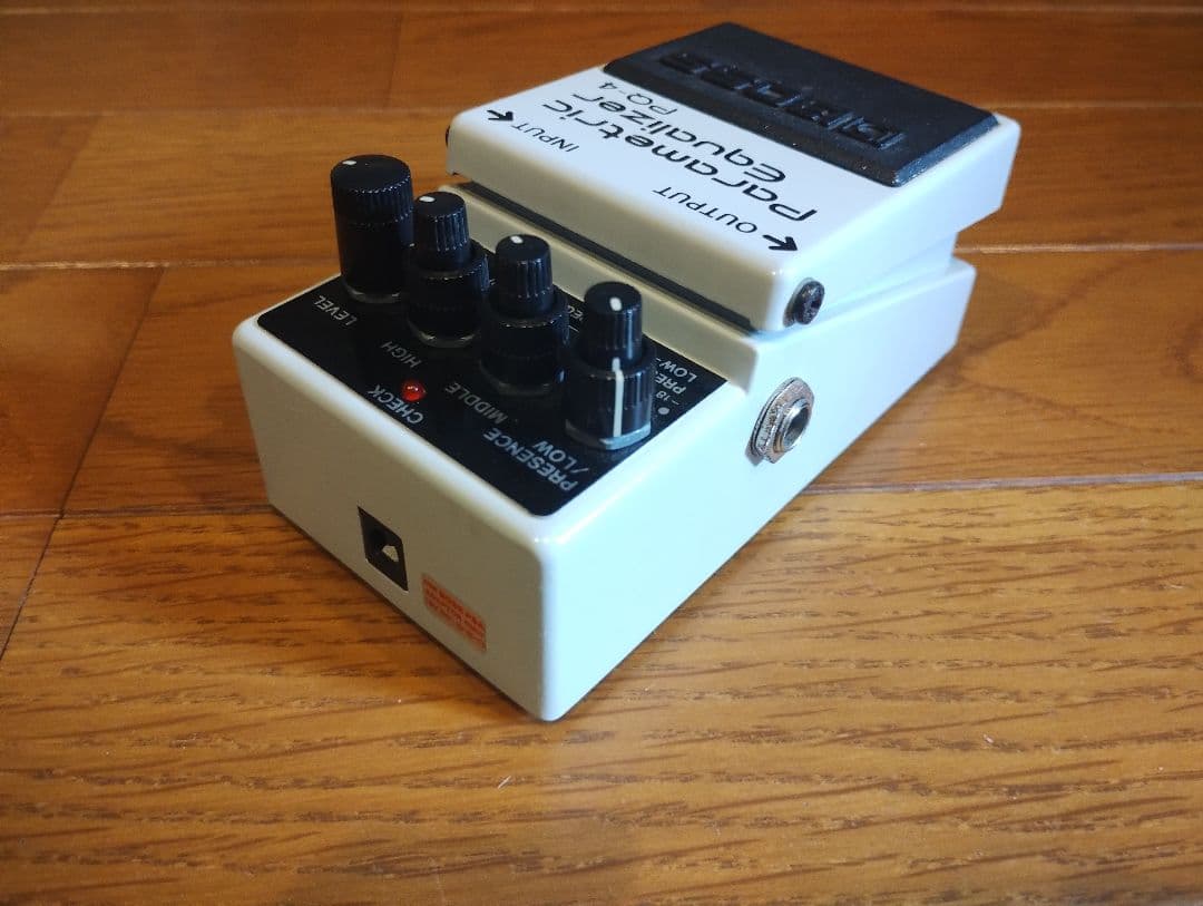 BOSS PQ-4 パラメトリックイコライザー