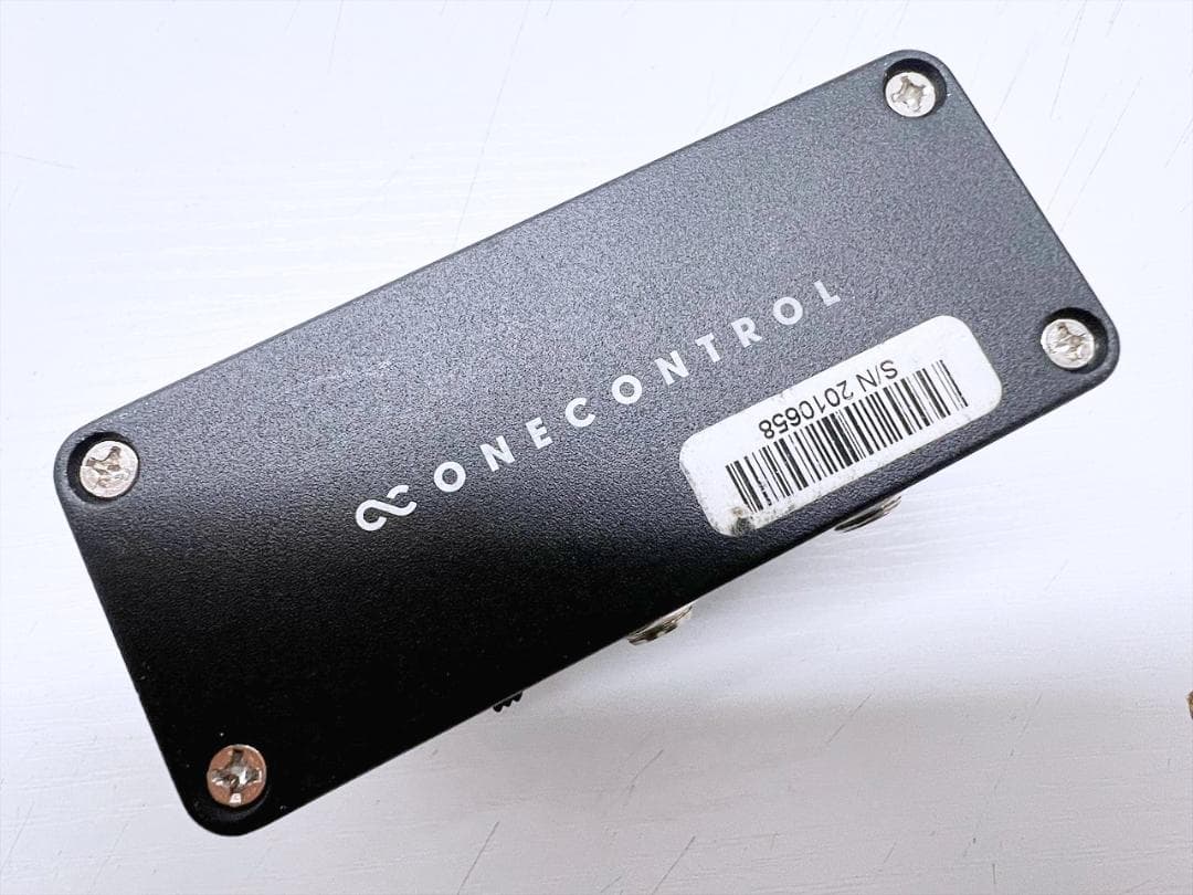動作品　美品　One Control　ワンコントロール ブレンダ　エフェクター
