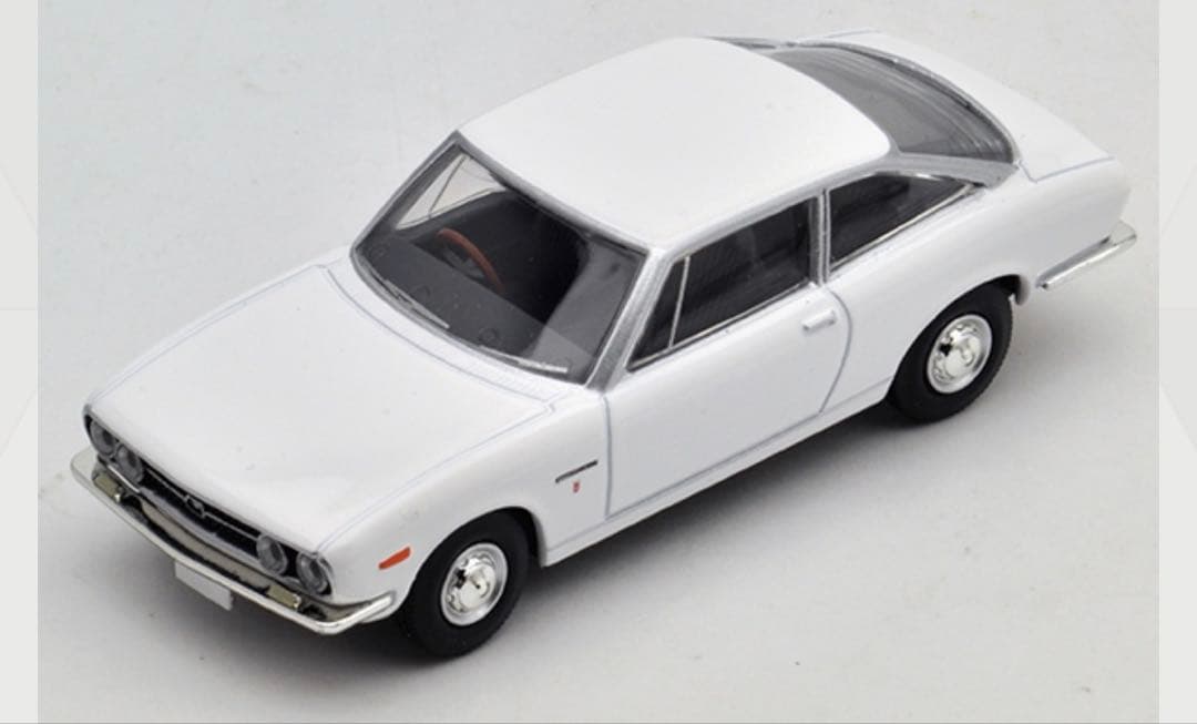 TLV LV-145a,b ISUZU 117 COUPE 2色セット