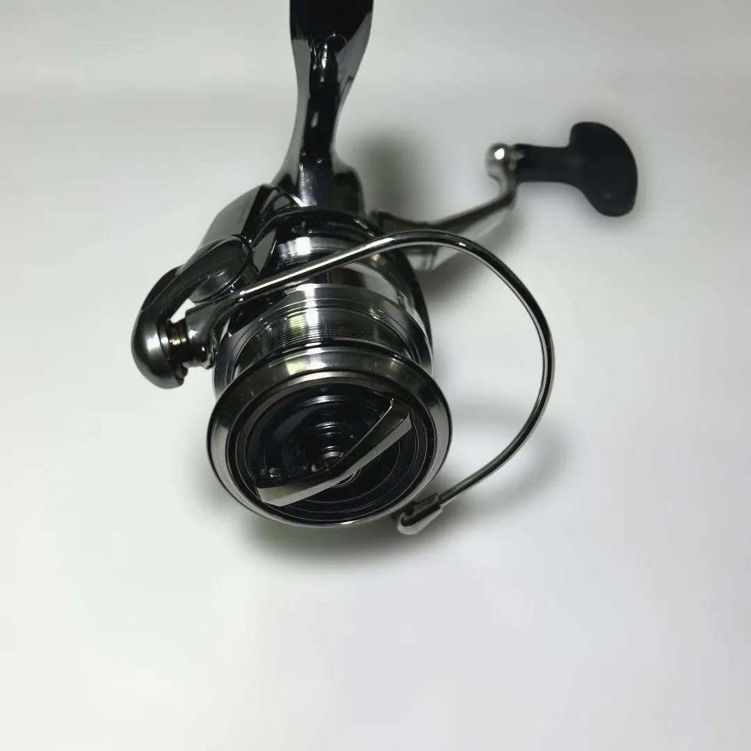 極美品 DAIWA EXIST 22 イグジスト PC LT2500 ダイワ