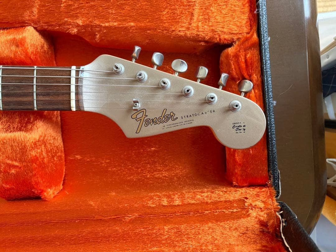 Fender American Vintage 1965 ストラトキャスター