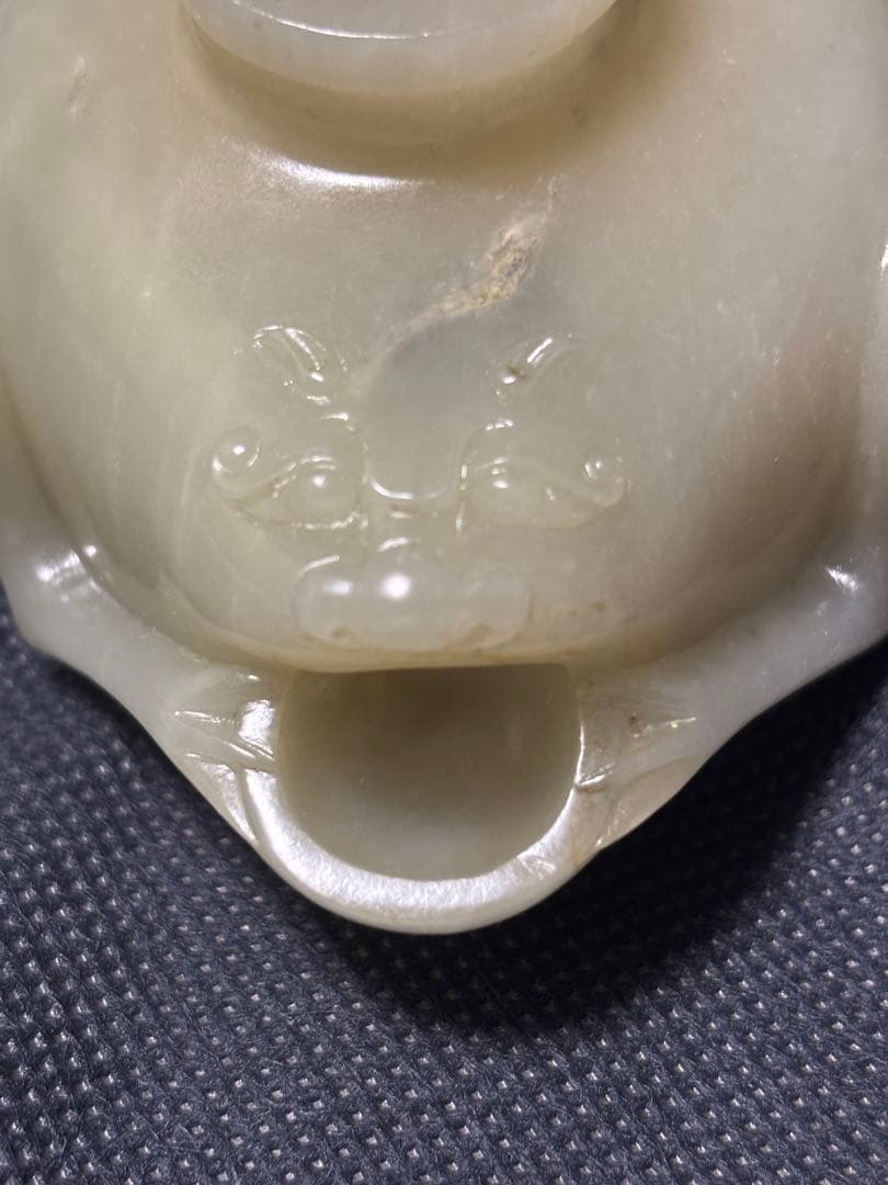 中国古美術品　清の時代　和田青白玉 砡　水滴　水盂 蘇工　349g