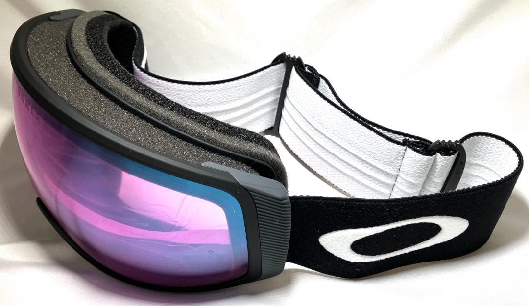 26 OAKLEY Flight Tracker L MB/PIIri 新品