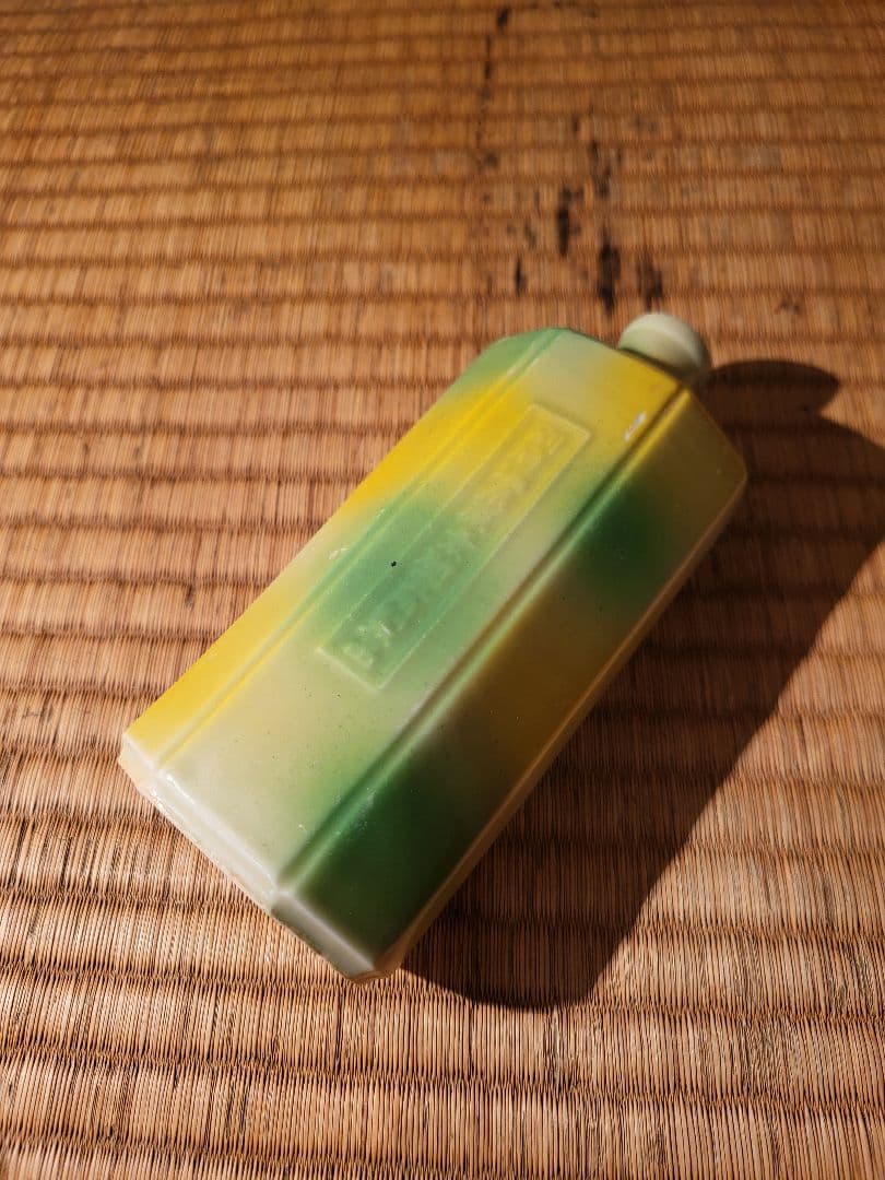 白湯精　陶器製ボトル　瓶　アンティーク