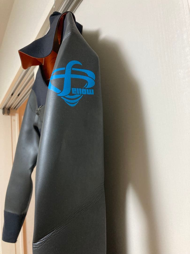 fellw セミドライ　ウェットスーツ