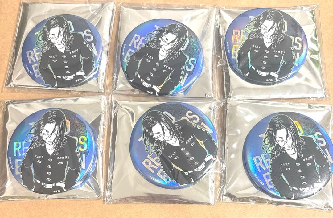 東京リベンジャーズ　台湾　高雄　台北展　水玉光缶バッジ　場地圭介