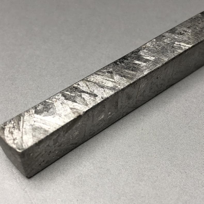 Y*O様 隕石 鉄隕石　アルタイ隕石　ナチュラル　原石　メテオライト 　重さ約8