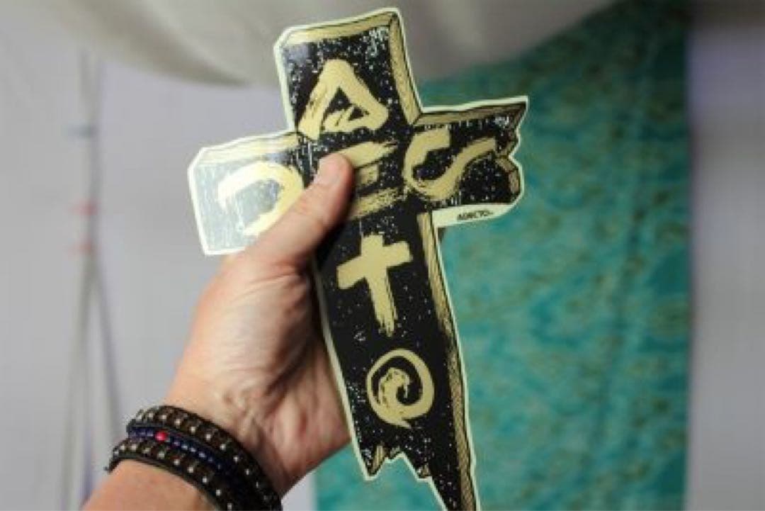 ADCTOモニュメントネオンアート