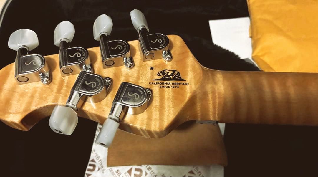 ギター Music Man Axis USA Translucent Gold