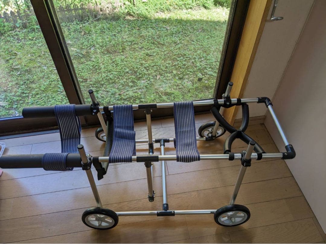 中型犬用　4輪車イス