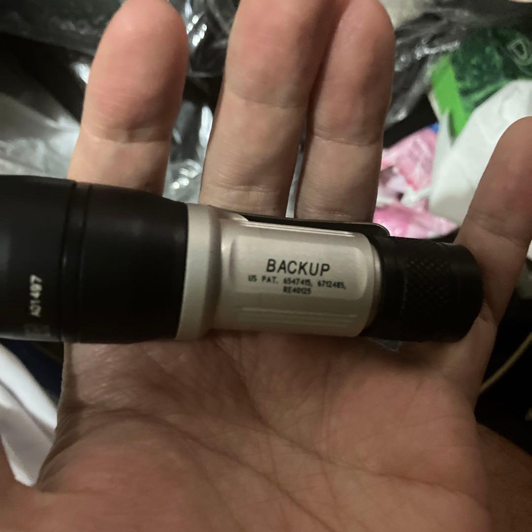 シャファイアー改バックアップ　SUREFIRE傷なし本体は新品です。