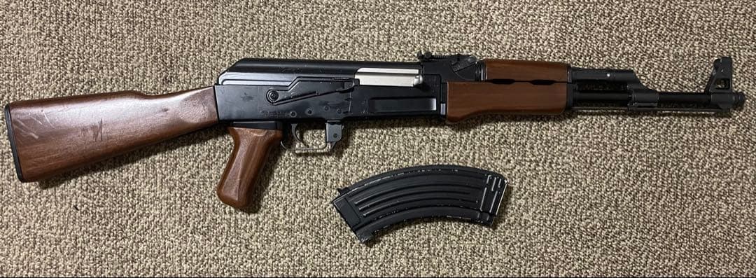東京マルイ　AK-47 バッテリー付き