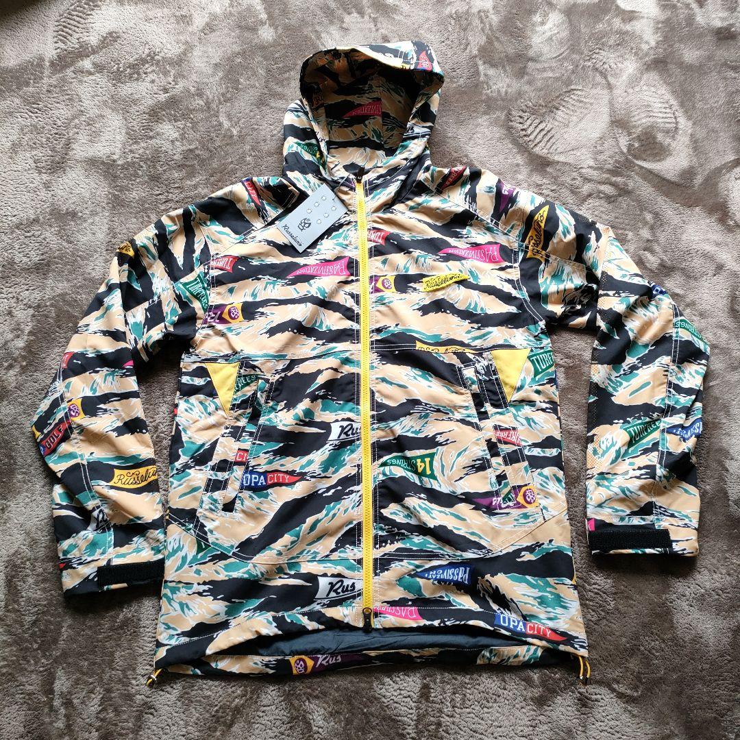 新品　定価62,700円　4サイズ（M）ラッセルノ　ジップアップフードジャケット